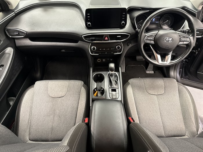 2022 Hyundai Santa Fe (No Badge)