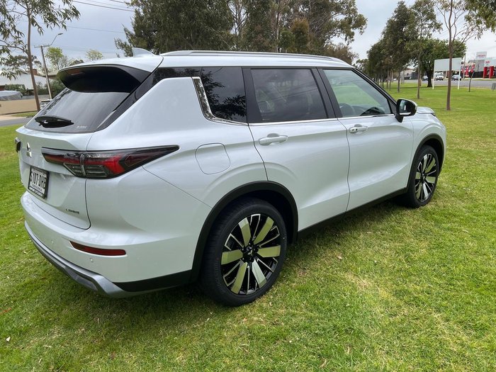 2025 Mitsubishi Outlander Aspire ZM MY25 AWD White Diamond