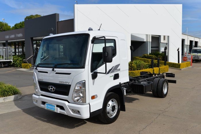 2025 HYUNDAI EX6 MWB WHITE