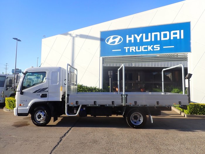 2026 HYUNDAI EX4 MWB