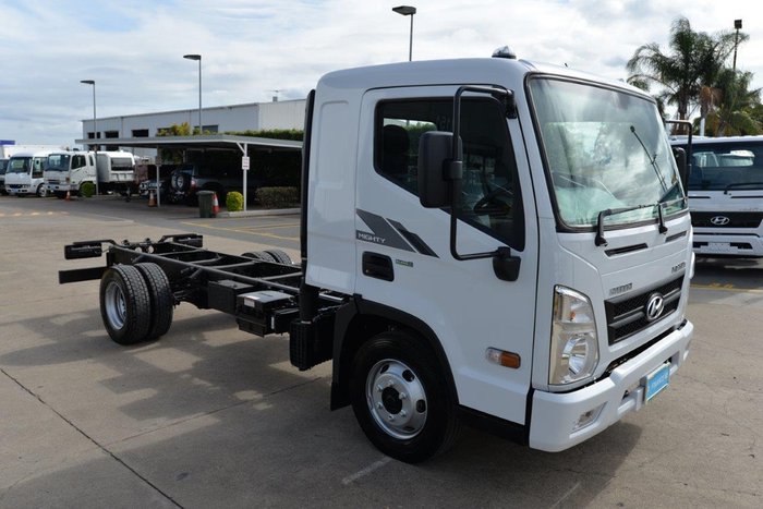 2025 HYUNDAI EX6 MWB WHITE