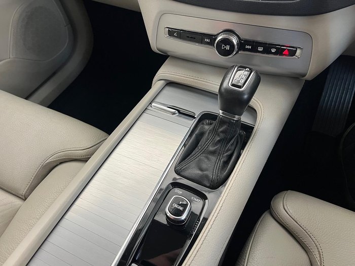 2016 Volvo XC90 D5 Momentum MY16 AWD Ice White