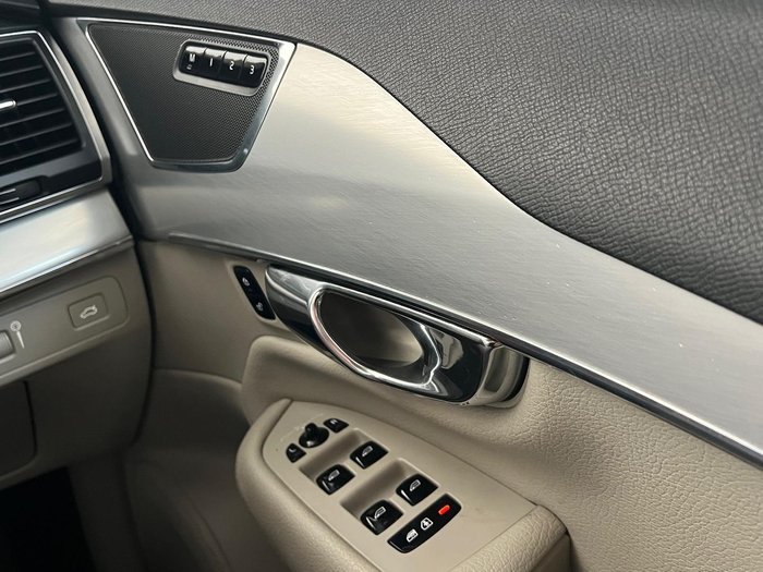 2016 Volvo XC90 D5 Momentum MY16 AWD Ice White