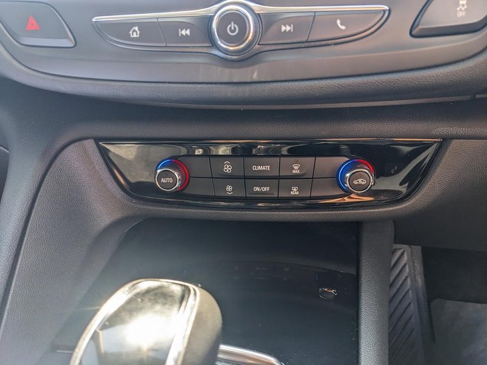 2019 Holden Commodore LT