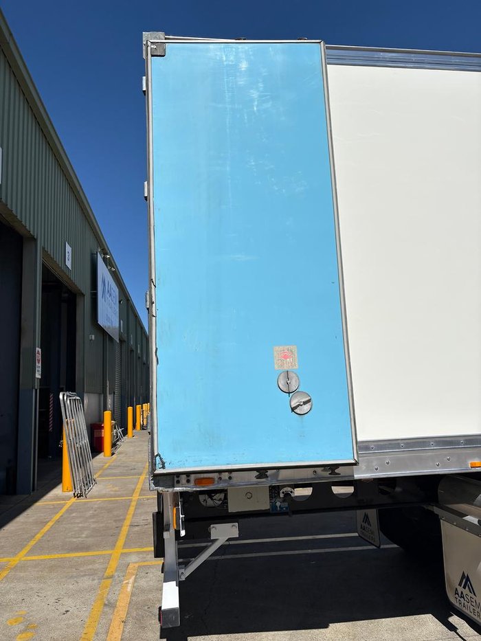 2014 Maxitrans St3 Od 26 Pallet -18 High Cube Reefer 4.3M