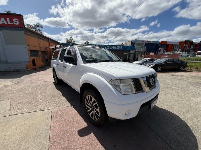 2011 Nissan Navara RX D40 4X4 Dual Range Polar White