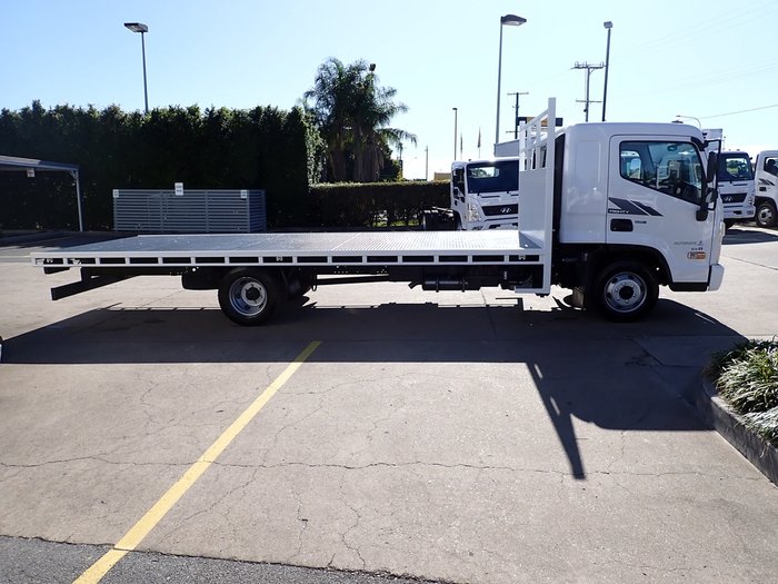 2025 HYUNDAI EX8 ELWB