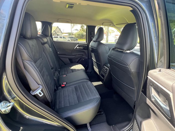 2025 Mitsubishi Outlander Aspire
