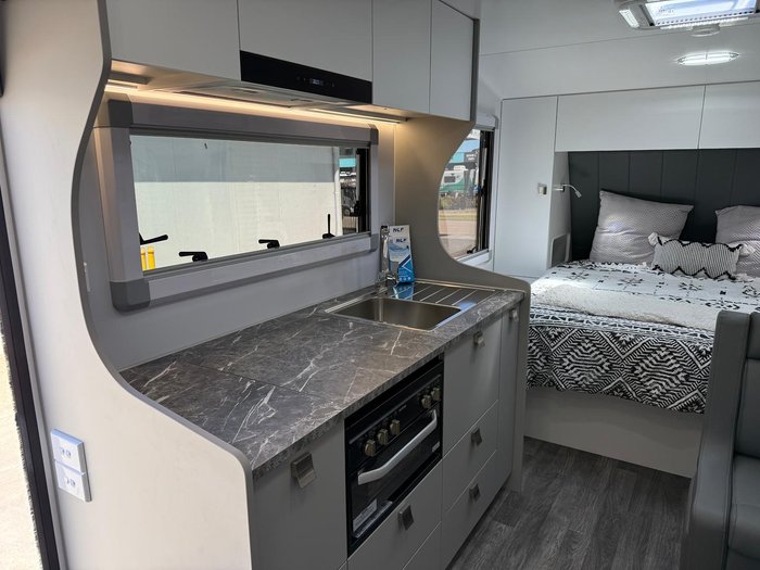 2025 Millard Mflow Series Ii