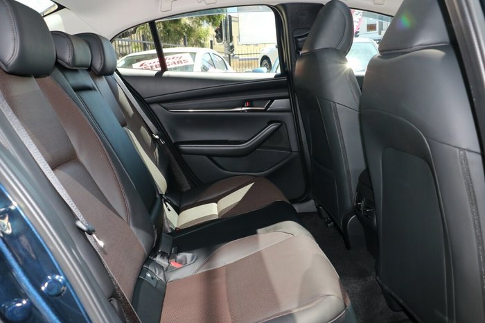 2025 Mazda 3 G25 Astina