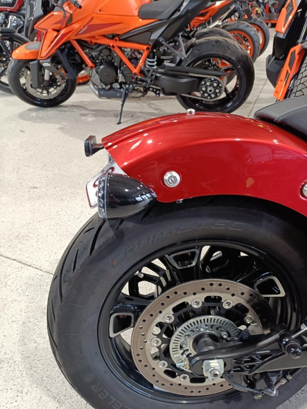 2025 INDIAN SCOUT 101 SUNSET RED