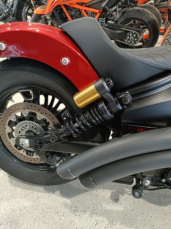 2025 INDIAN SCOUT 101 SUNSET RED