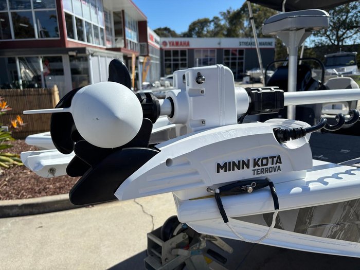 2023 QUINTREX 481 Hornet Pro