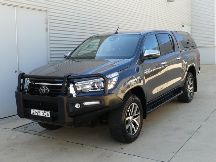 2019 Toyota Hilux SR5