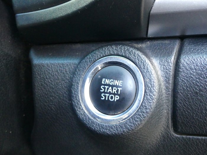 2019 Toyota Hilux SR5