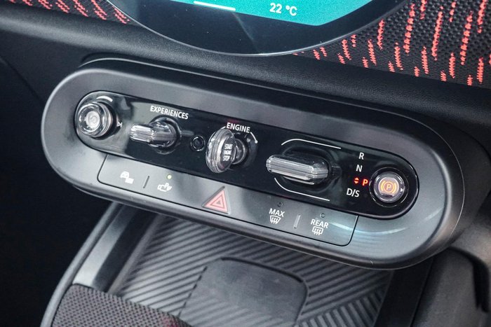 2024 MINI Countryman JCW Favoured