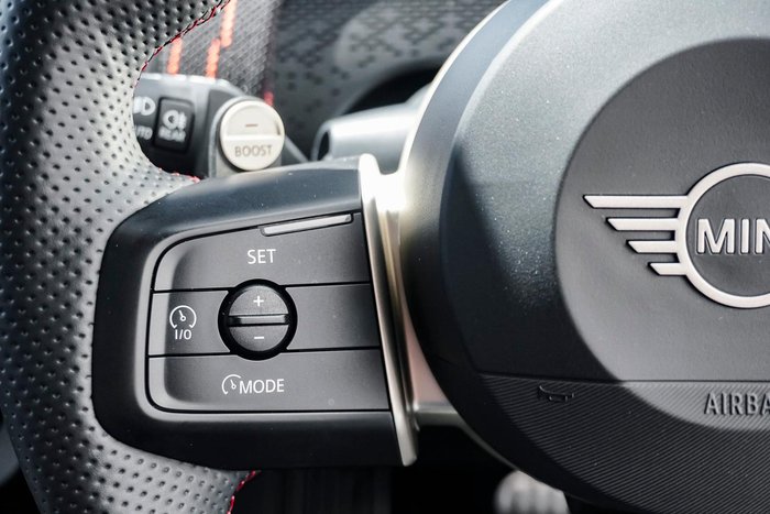 2024 MINI Countryman JCW Favoured