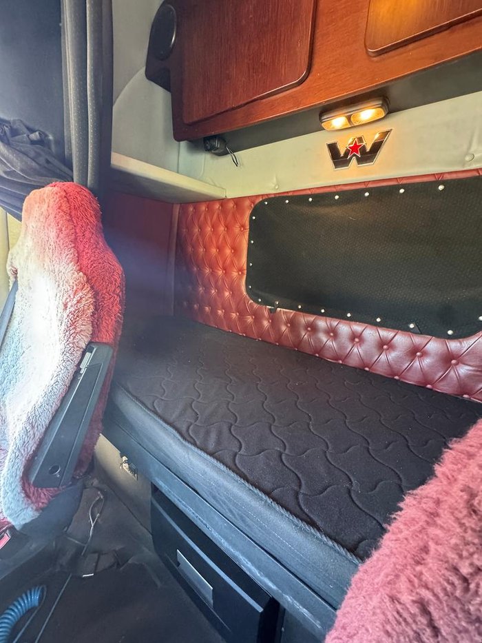 2016 Western Star 4864Fxb 6X4 Prime Mover