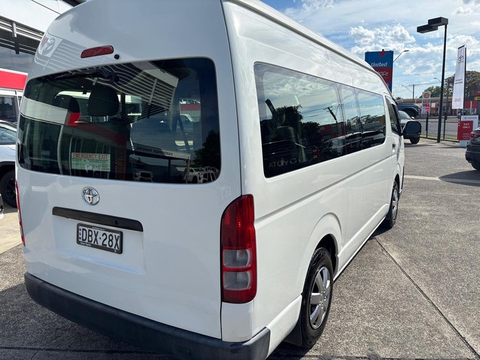2015 Toyota Hiace Commuter