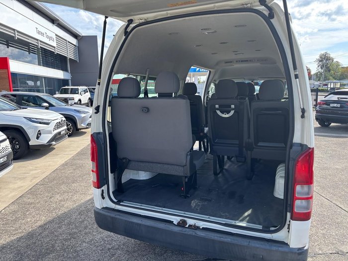 2015 Toyota Hiace Commuter