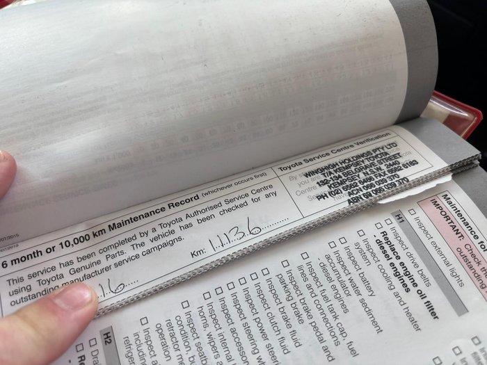 2015 Toyota Hiace Commuter