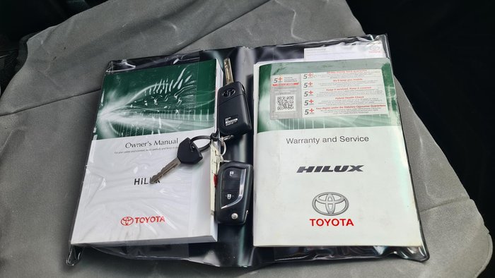 2018 Toyota Hilux SR