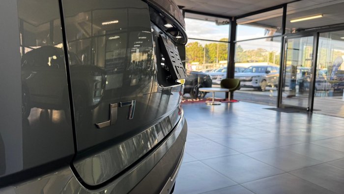 2025 Jaecoo J7 SHS Summit