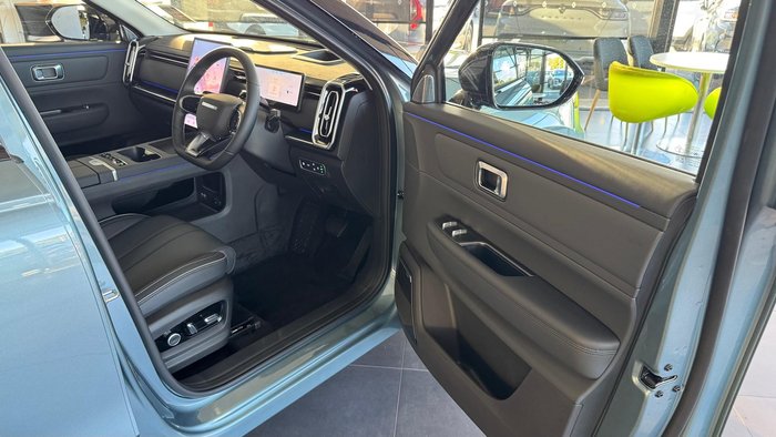 2025 Jaecoo J7 SHS Summit