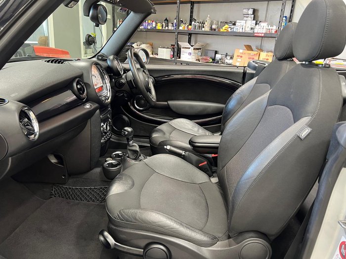 2012 MINI Cabrio Cooper R57 LCI White Silver