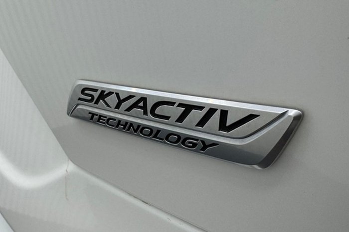 2019 Mazda CX-5 Touring KF Series AWD White