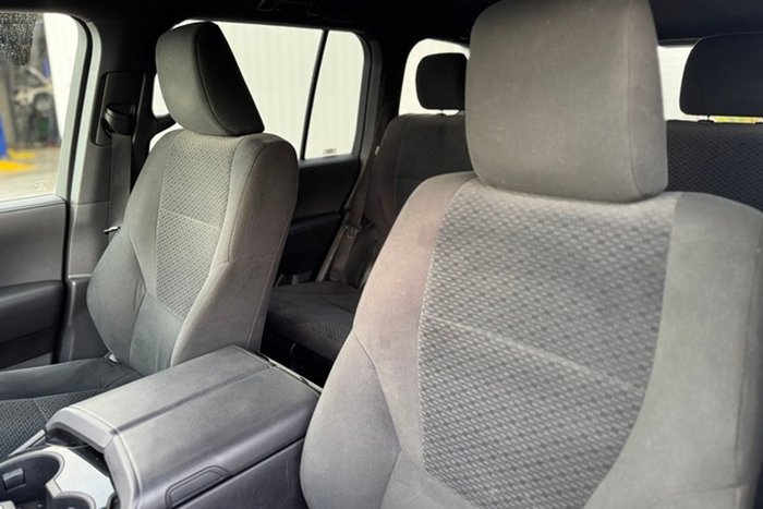 2023 Toyota Landcruiser GXL FJA300R 4X4 Dual Range Glacier White