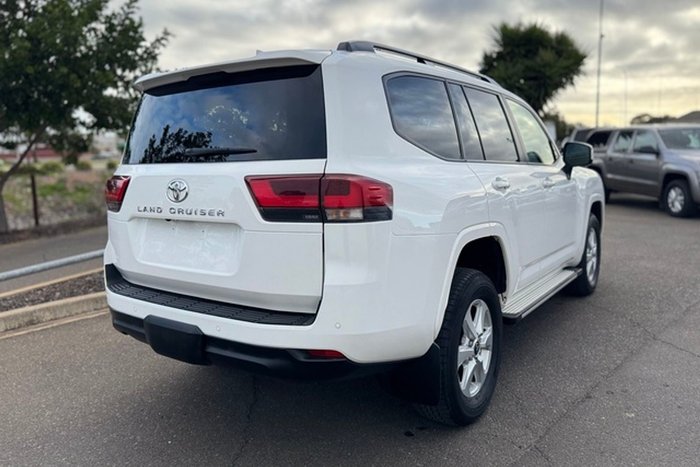2023 Toyota Landcruiser GXL FJA300R 4X4 Dual Range Glacier White