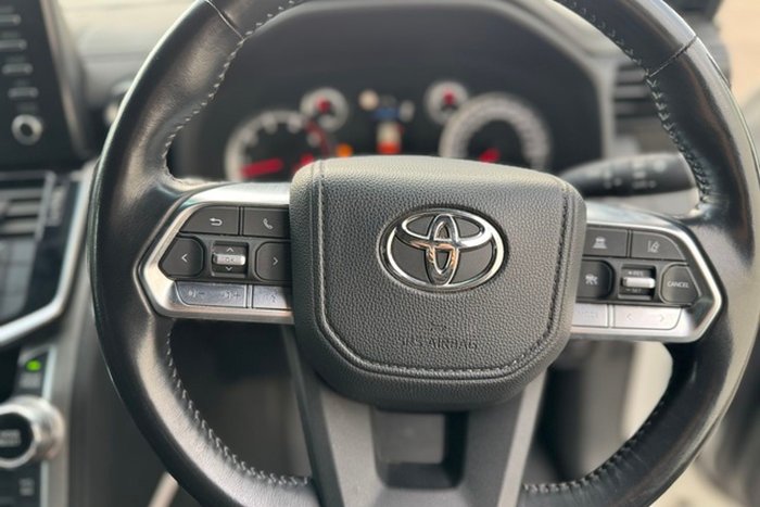 2023 Toyota Landcruiser GXL FJA300R 4X4 Dual Range Glacier White