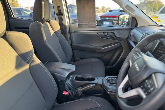 2023 Isuzu D-MAX SX (4x2) HIGH-RIDE RG1 MY23 Mineral White (527)