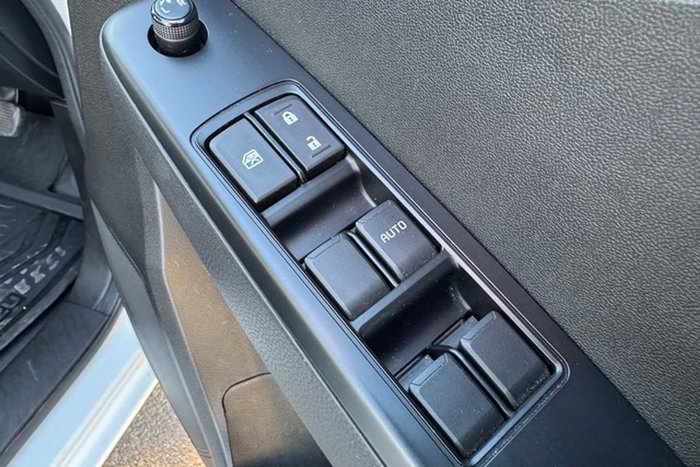2023 Isuzu D-MAX SX (4x2) HIGH-RIDE RG1 MY23 Mineral White (527)