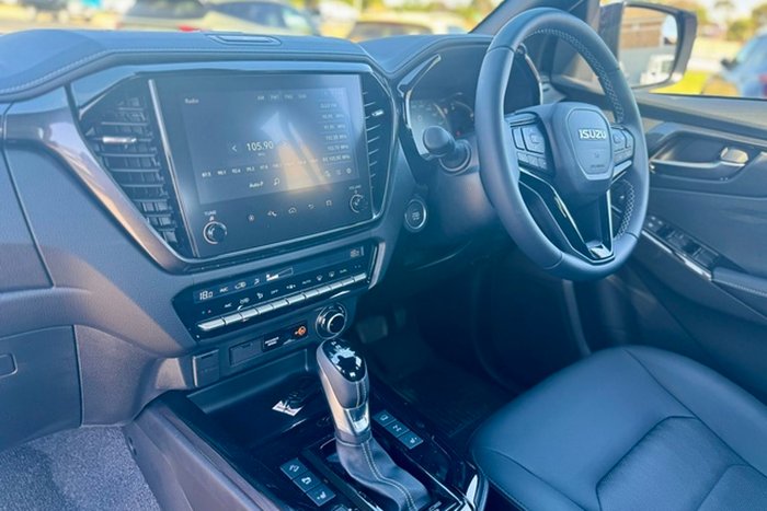 2024 Isuzu D-MAX BLADE MY24 4X4 Dual Range Sunstone Orange (595)
