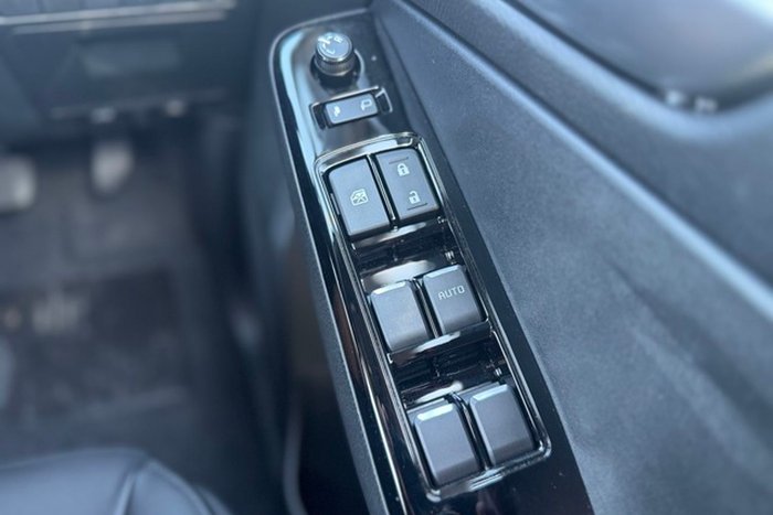 2024 Isuzu D-MAX BLADE MY24 4X4 Dual Range Sunstone Orange (595)