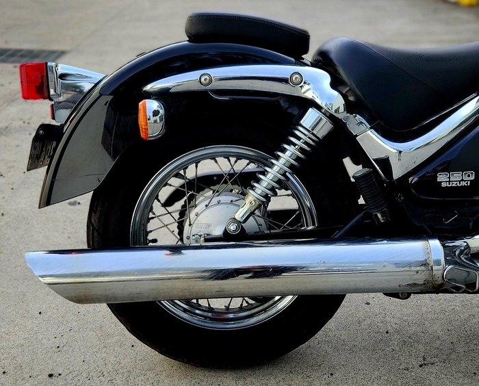 2008 Suzuki Intruder 250LC (VL250) Intruder Black