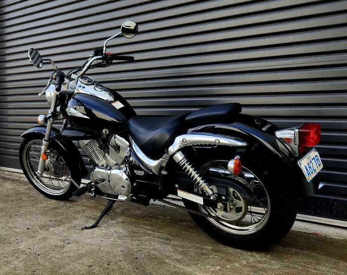 2008 Suzuki Intruder 250LC (VL250) Intruder Black