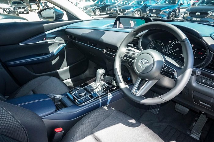 2025 Mazda CX-30 G20 Evolve