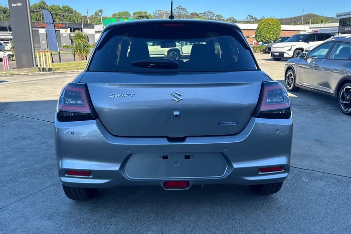 2025 Suzuki Swift Hybrid GLX