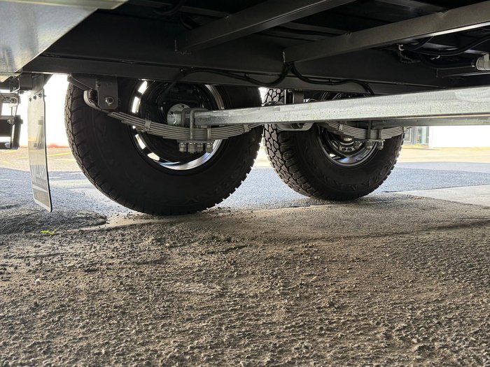 2025 Millard Mflow Series Ii Rear Club