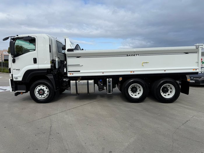 2025 Isuzu F Series FXZ 260-355 AT R45