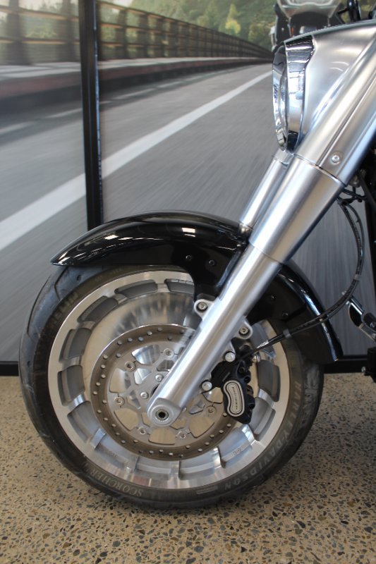 2018 Harley-davidson FLFBS FAT BOY VIVID BLACK