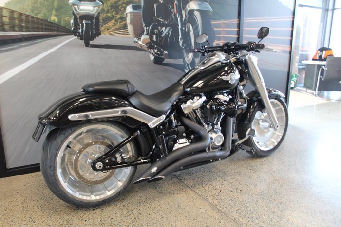 2018 Harley-davidson FLFBS FAT BOY VIVID BLACK