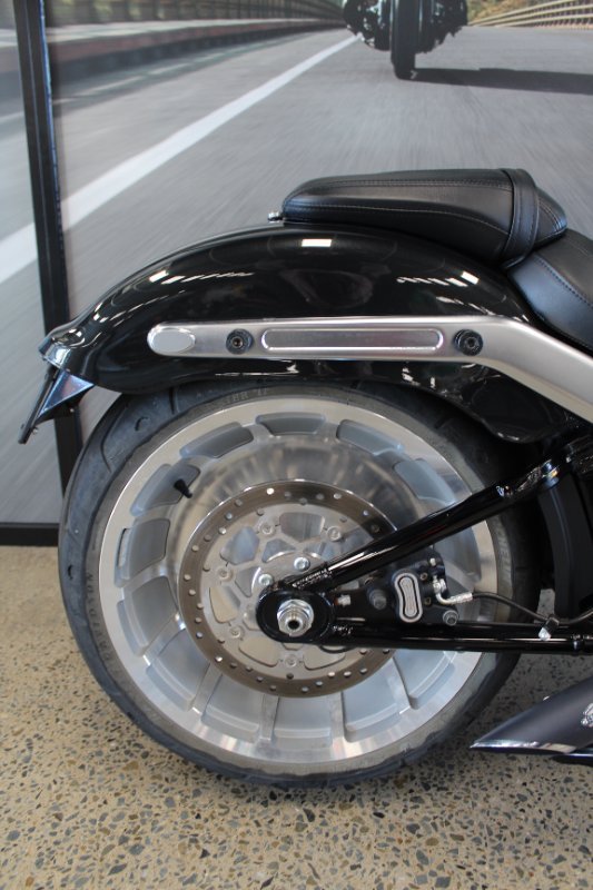 2018 Harley-davidson FLFBS FAT BOY VIVID BLACK