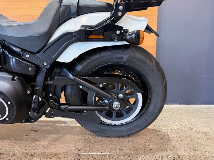 2018 Harley-davidson FXFBS FAT BOB S (114) White