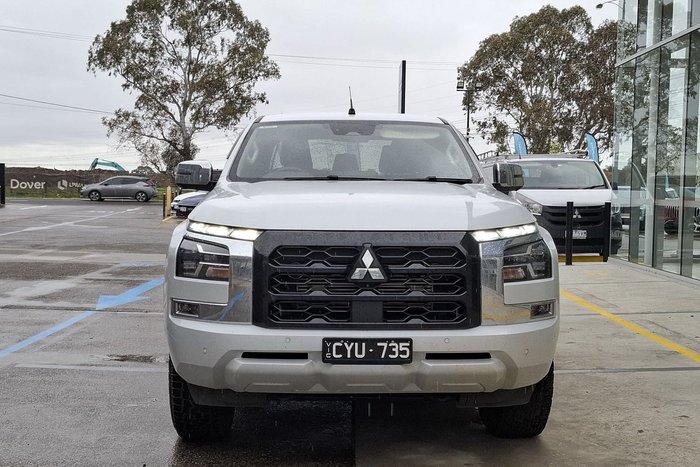 2024 Mitsubishi Triton GLS