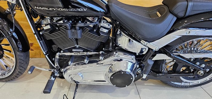 2025 Harley-davidson FXBR BREAKOUT (117) Black