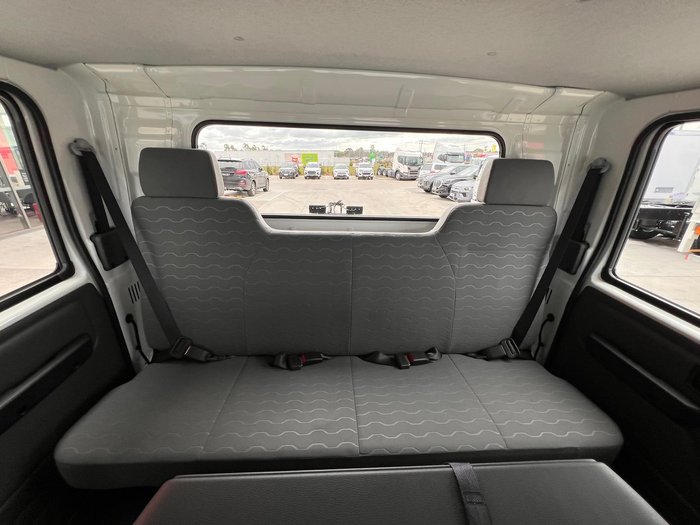 2025 Isuzu N Series NQR 88/80-190 AM C42